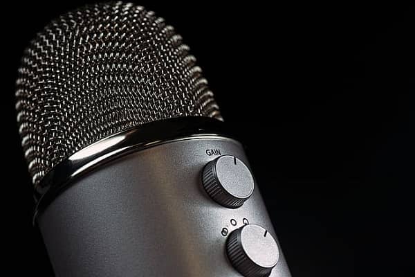 How To Add A Voice-Over to Your Video In Window