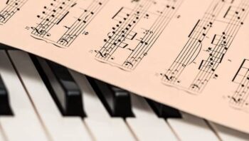 Effective Advertising: How to Make a Jingle for Your Business
