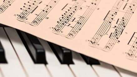 Effective Advertising: How to Make a Jingle for Your Business
