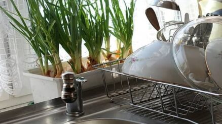 7 Easy Steps On How To Install A Kitchen Faucet
