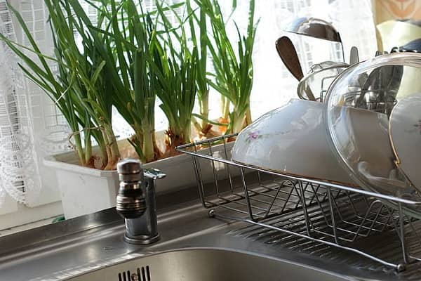 7 Easy Steps On How To Install A Kitchen Faucet