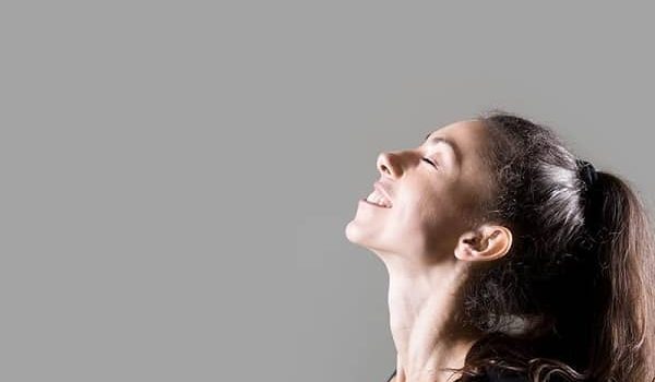 wellhealthorganic.com facial-fitness-anti-aging-facial-exercises-to-look-younger-every-day